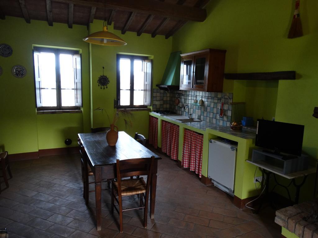파시냐노술트라시메노 Casale Poggio Colpiccione 아파트 외부 사진